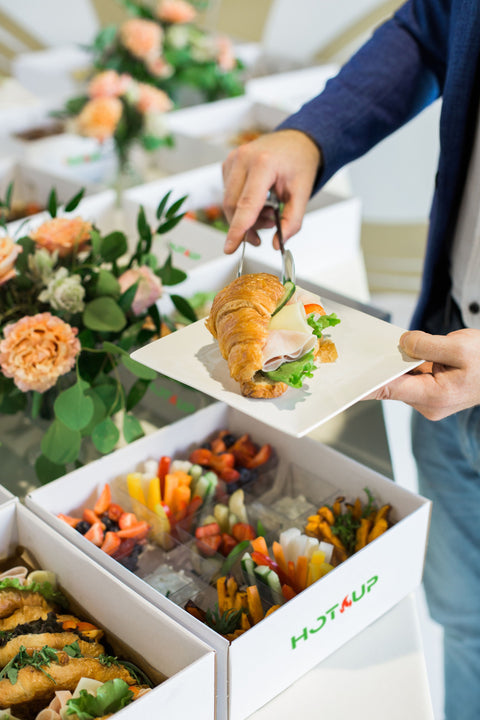 Hot🔥Up: Elevating Office Catering with Modern Catering in Boxes