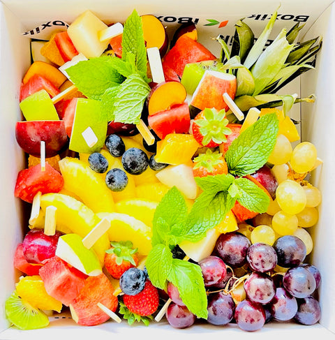 Exquisite fruit platter